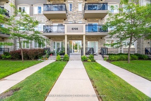 Upgraded, sun filled corner unit in the heart of Churchill Meadows offering 751 sq.