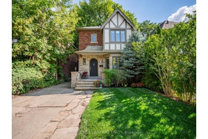 Charming on Chiltern ! This two storey detached home is perfectly situated in the sought after Humewood Cedarvale neighbourhood.