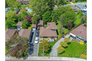 Welcome to your next chapter in East York this thoughtfully updated 1.