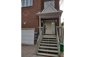 Welcome home approx. 1000 sq.