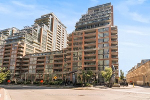 Liberty Village Living at Its Finest !
