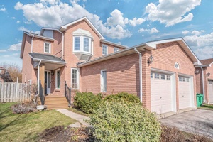 Tough to find..... Whole Detached home for Lease.