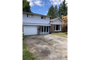 Complete house for lease.