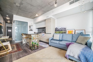 Welcome To The Carlaw ! Conveniently Located On The Corner Of Dundas East And Carlaw In Leslieville A Trendy Neighbourhood With Plenty To Do !