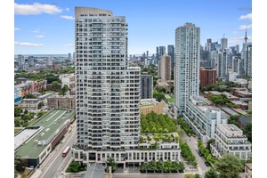 What an Unforgettable View Rare To Find Executive Corner Suite Overlooking the Skyline of Toronto Downtown Elevate your lifestyle in this extra large, lavish corner residence offering approximately 1, 280 ...