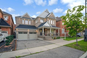 Welcome to this spacious 4 Bed 4 Bath detached home located in the desirable Churchill Meadows community.