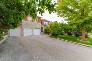 Pride of Ownership ! First time on the market in 30 years, this well maintained executive home is ready to welcome its next family.