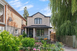 Welcome to 19 Kenora Crescent an immaculate, fully refaced detached home offering over 1, 800sq.