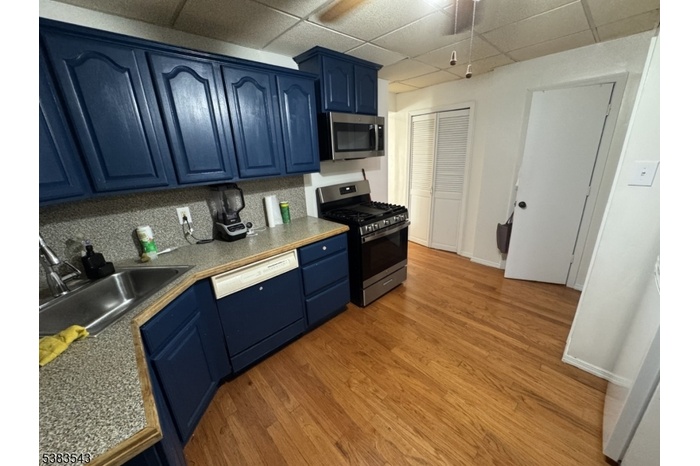 1st floor kitchen