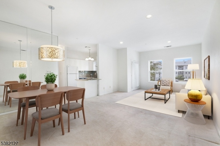 Living / dining room
