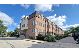 Welcome To Liberty Walk, One Of The Most Desirable Neighborhoods On The West Side !