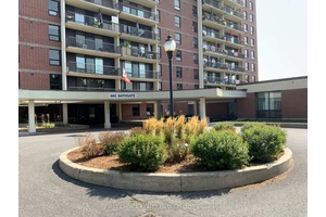 Move In Ready ! Professionally painted and in immaculate condition, this spacious two bedroom condo with den is waiting for you !