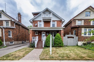 Looking for space, flexibility, and the opportunity to make a home your own ?