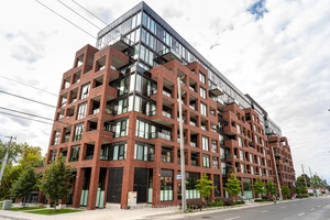 Welcome home ! A special place in the area of the Bluffs, where nature abounds and without The Maintenance Home Sweet Home, a special place In The City where you ...