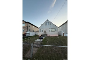 Drive By Only ! Investor Special !