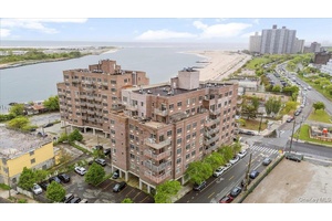 Discover modern coastal living in this bright and spacious 2 bedroom, 2 bathroom residence just steps from Far Rockaway Beach.