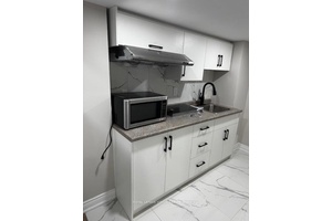 This Spacious 2 Bedroom, And One Washroom Basement For Lease Suite In The Desirable Whitchurch Stouffville Area Offers A Seperate Entrance, Making It Ideal For Privacy and Convenience.