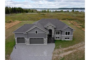 OPEN HOUSE SUN., SEPT 14TH FROM 2PM 3PM The Empress Model Elevation B, featuring 1766 sq.