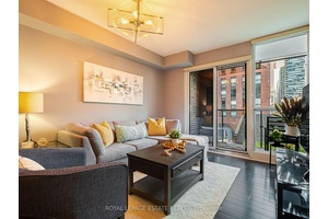 Experience urban living at it's finest in this beautifully designed condo perfectly situated in the heart of downtown Toronto.