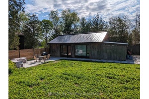 Beautifully Renovated Bungalow for Lease !