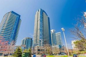 Rare Opportunity To Own This Gorgeous 6 Years New Corner Unit !