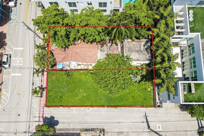 Double Lot 912/918 4th St