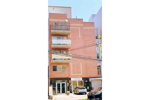 Newly renovated 3 bedroom, 2 bath condominium located in the heart of Downtown Flushing, near Main Street.