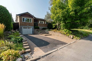 A rare gem in one of Ottawa's most desirable neighborhoods, this 3 bed, 2 bath home is the perfect blend of comfort, convenience, and summertime luxury.