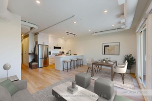 Luxurious 2 storey rental in the heart of Bloor West Village !