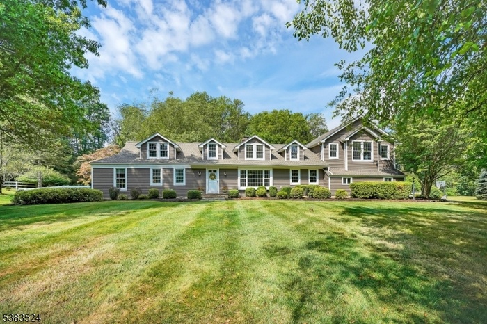 Versatile Living Options