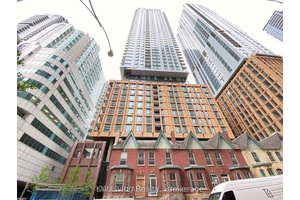 Three Bedroom Corner Unit At Theatre District.