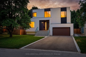 Exquisite modern house with blends of form, light, and emotion.