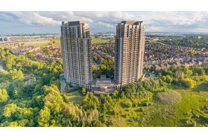 Experience luxury living in this Tridel built 2 bedroom, 2 full bath condo with breatht a king views.