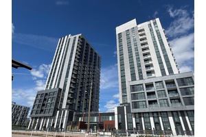 Experience sophisticated urban living in this brand new 1 1 bedroom suite at Minto North Oak Tower 4 in the heart of North Oakville.