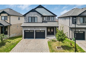 Step into modern comfort and style in this beautifully updated home nestled in the desirable Victoria on the River community.