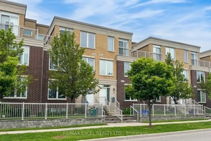 Capture Every Unforgettable Dawn Moment With This Facing East Condo Townhouse Right Across The Gorgeous Ray Street Park.