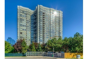 Bright and spacious 1 bedroom condo at Yonge and Finch with direct underground access to Finch Subway, GO, and Viva.