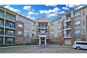 Spacious 3 Bedroom, 2 Full Washroom Condo in Prime Location !