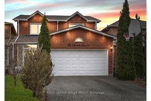 PRIVATE RAVINE LOT ! Welcome to this beautifully remodelled 4 1 bed home, featuring nearly 3, 000sqft of thoughtfully designed living space.
