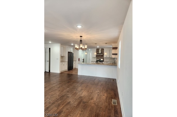 Living/ Dining /Kitchen Combo