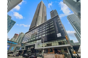 Live In The Award Winning, Maple Leaf Square !
