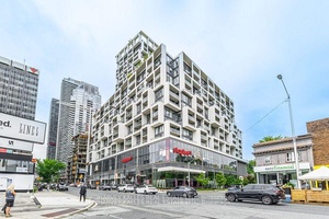 Spectacular amp ; Rarely Offered 2 Bedroom Corner Suite at The Art Shoppe Condos !