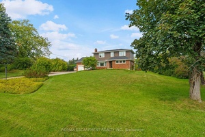 Escape to a serene country setting with this incredible Glanbrook property just minutes to Ancaster.