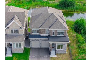 Welcome to 129 Busato Drive in the highly desirable Byers Pond community of Stouffville.