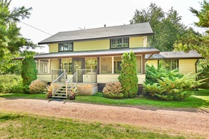 For lease Welcome to this charming year round 4 bedroom, 2 bath fully furnished home tucked away in the peaceful and residential setting of Presqu'ile Provincial Park.
