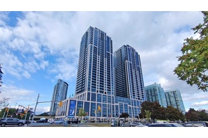 Waterfront Living At Its Finest !