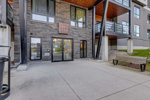 Spectacular Penthouse Unit !