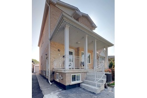 Location, location ! Just steps from Keelesdale Station and close to public transit perfect for commuting.