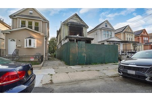 New Investor Opportunity in Wakefield 4519 Seton Avenue.
