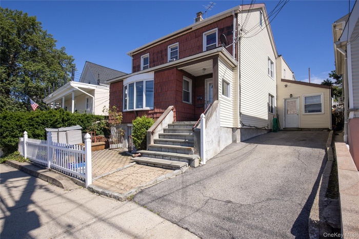 249 Macquesten Parkway Mount Vernon, NY